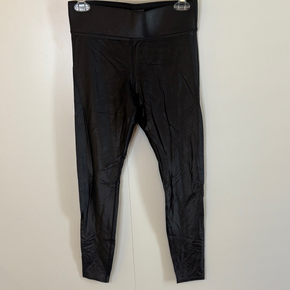Carbon38 Glossy Black Leggings